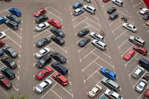 Как правильно парковаться для начинающих